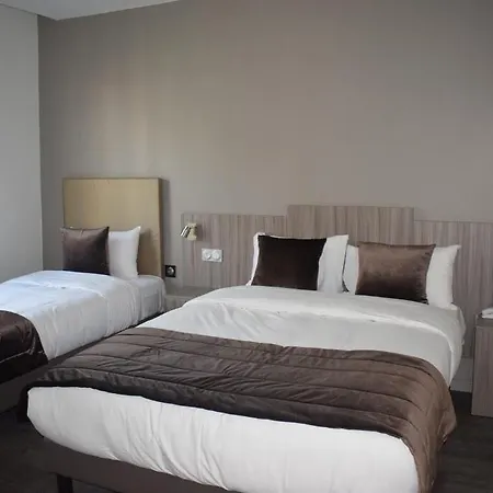 Hotel Puy De Dome 3*