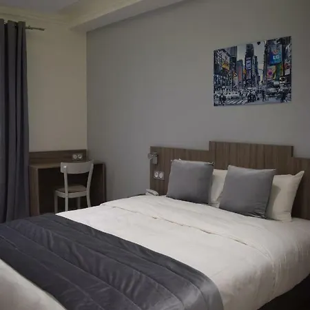 Puy De Dome Hotel Paryż