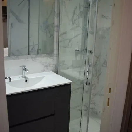 Hotel Puy De Dome 3*