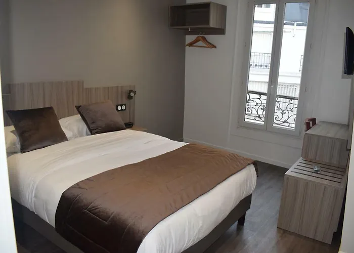 Отель Puy De Dome 3*