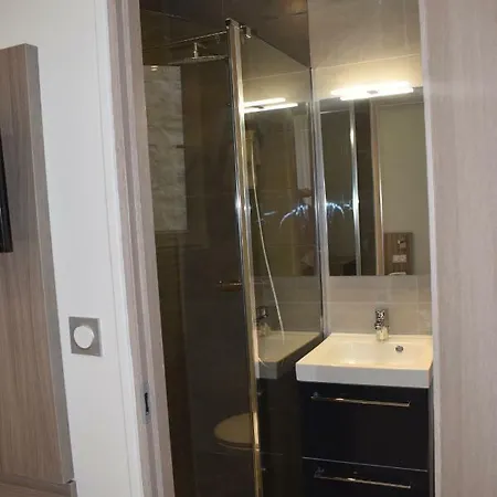 Puy De Dome 3* Paryż