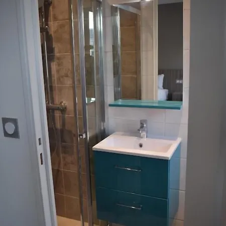 Puy De Dome מלון