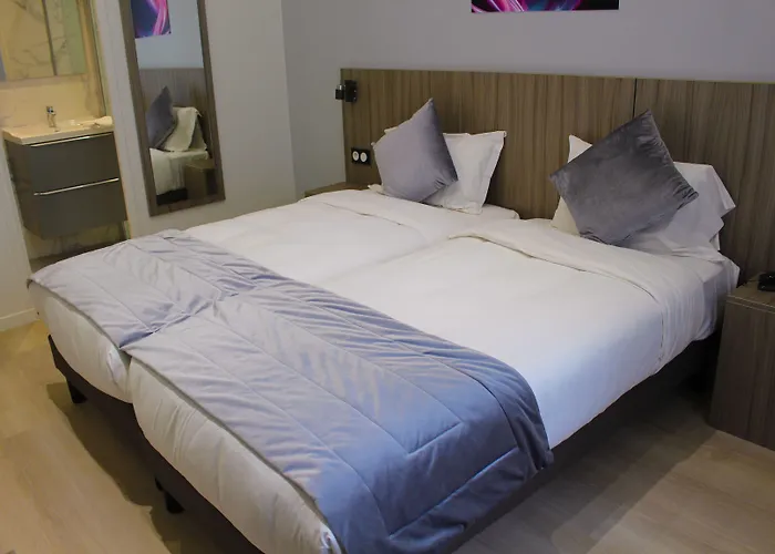 Hotel Puy De Dome 3*