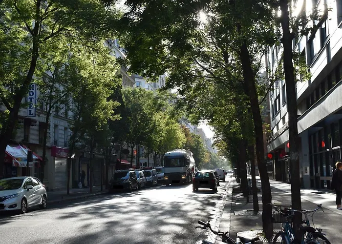 Hotel Puy De Dome 3*