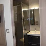 Hotel Puy De Dome París