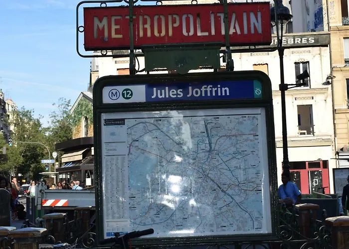 ホテル Puy De Dome パリ